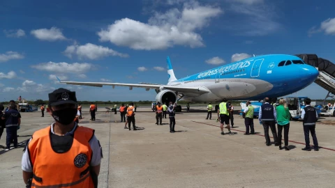 Argentina recibe segundo envío de vacunas contra la Covid-19.