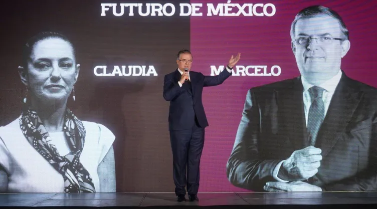 “Exijo que deje de simular": Marcelo Ebrard da ultimátum a Morena sobre encuestas a favor de Sheinbaum
