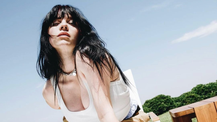 Billie Eilish revela que le gustan las mujeres