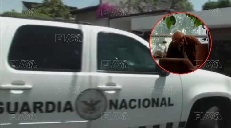VIDEO Jesús Murillo Karam es recibido entre aplausos por su familia tras salir de prisión.jpg