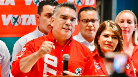 Líderes del PRI se unen y exigen renuncia de Alejandro Moreno