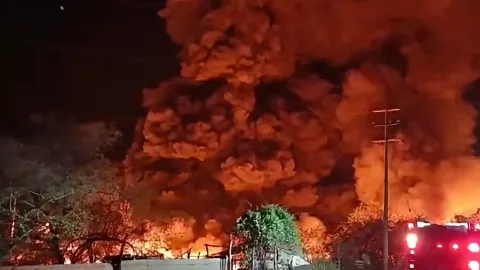 Incendio en bodega de Culiacán