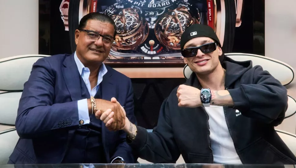 Reloj de 6 millones de Peso Pluma