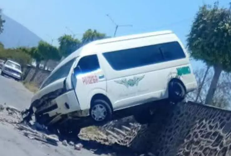 Volcadura Cortazar.png