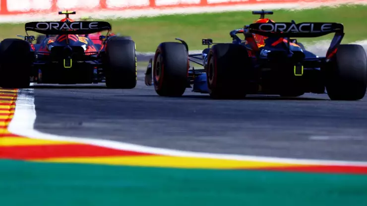 Checo Pérez termina segundo en el Gran Premio de Bélgica