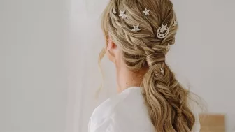 14 ideas de peinados para las damas de honor