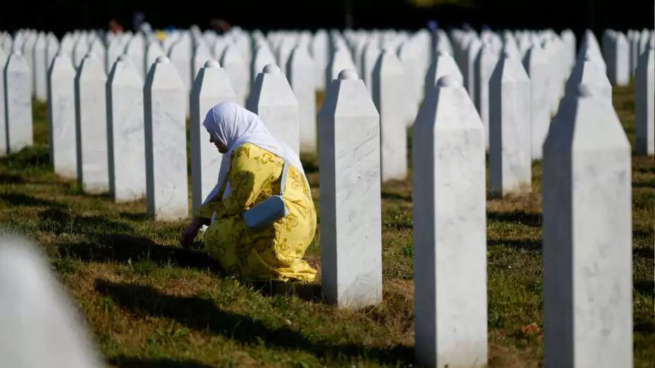 Tumbas de víctimas del genocidio de Srebrenica, en Bosnia.