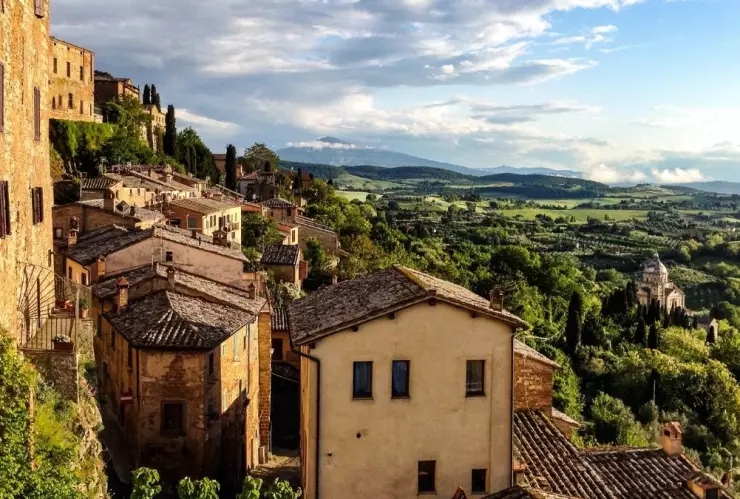 Italia ofrece comprar casas por un euro.jpg