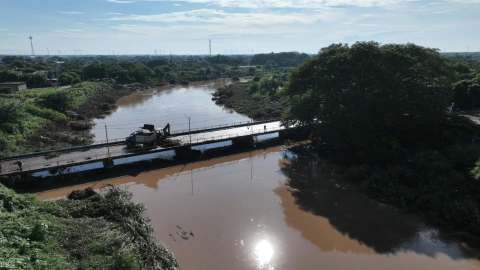 desbordamiento-río-los-perros-en-juchitán-oaxaca-centro-salud