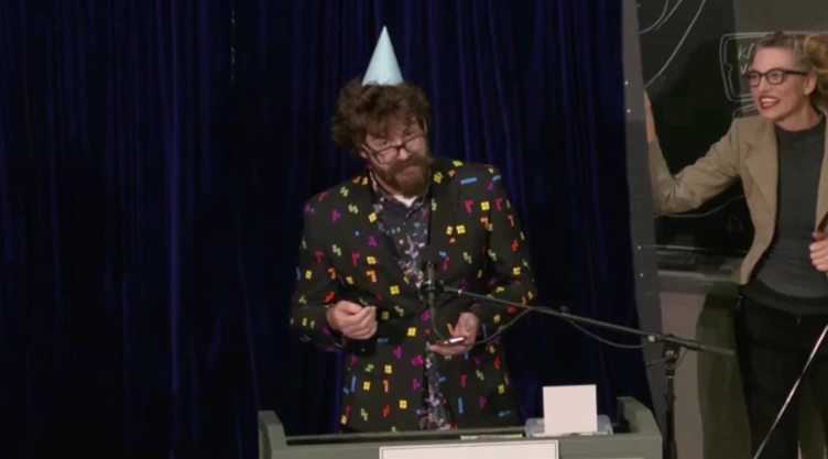Premios IG Nobel 2024_ Palomas, gusanos y ciencia sorprendente