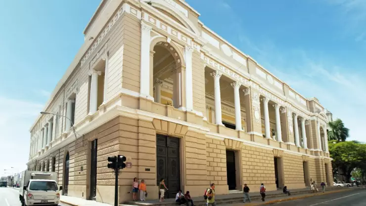 Revelan las primeras IMÁGENES del interior del Teatro José Peón Contreras en su restauración