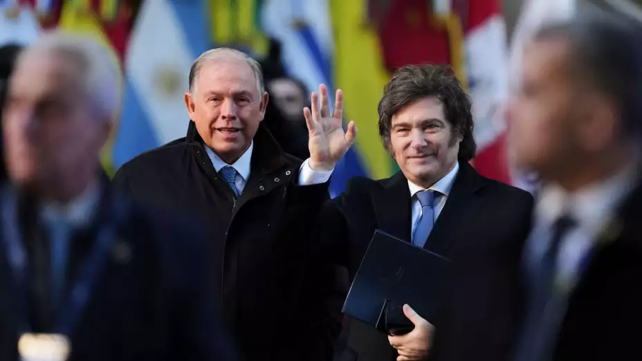 El canciller argentino, Gerardo Werthein, y el presidente argentino Javier Milei.