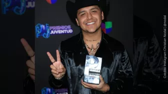 Nodal Premios Juventud.jpg