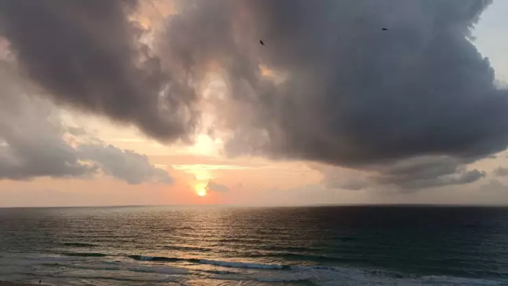 Clima en Cancún hoy 2 de septiembre: Vigilan zona de baja presión