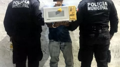 Por presunto robo a casa habitación, detienen a un hombre en Progreso