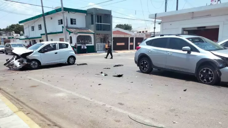 fuerte accidente en calles del centro de progreso