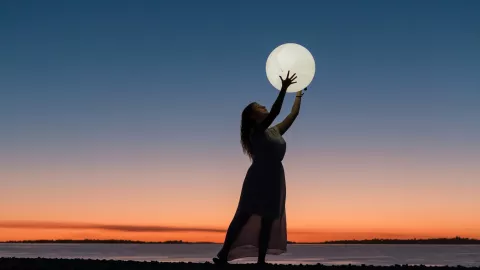 Calendario lunar 2025: Superlunas, eclipses y más eventos celestiales que no te puedes perder