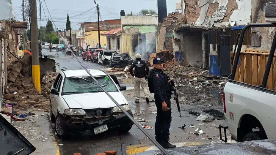 Daños a la comisaría municipal de Ojocaliente, Zacatecas, tras la explosión de un coche bomba.