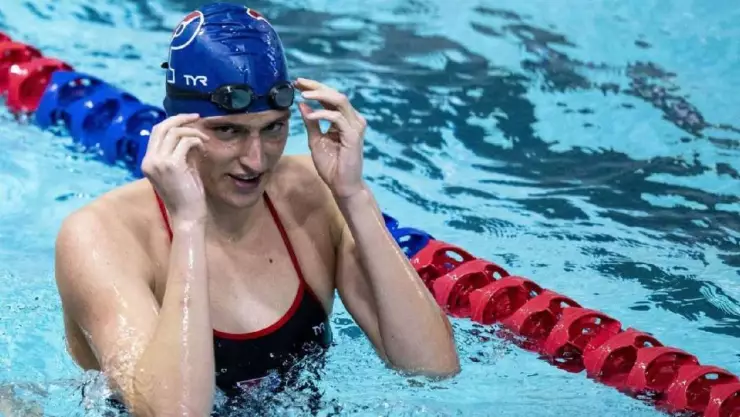 Lia Thomas Natación transgenero.jpg