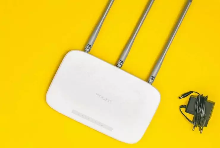 ¿Cómo funciona la ‘Regla de los 30 cm del router’ para mejorar la conexión de internet?