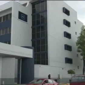 cirugía zapopan pseudo clínica.jpg