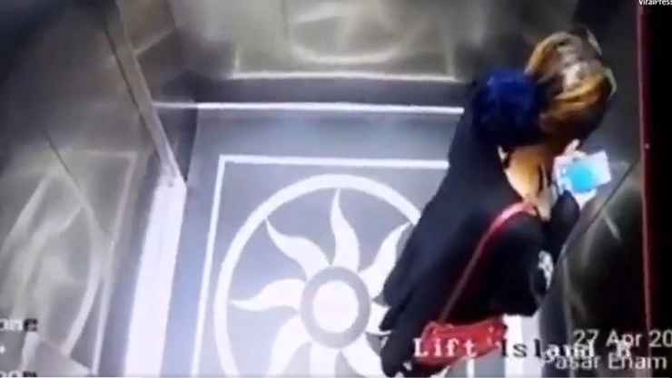 mujer muere elevador