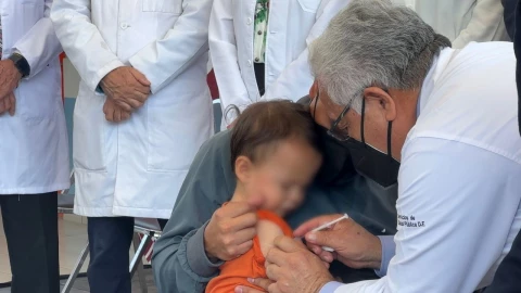 Arranca_campana_vacunacin_Hepatitis_A_ninos_CDMX