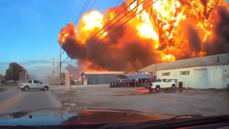 Suben a 13 las víctimas del avión de carga de UPS que se estrelló en Kentucky