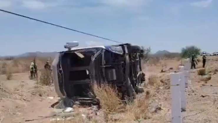 Caos-y-alerta-vial-por-accidente-de-autobús-de-pasajeros-en-carretera-Guaymas-Hermosillo_-choque-dej.webp