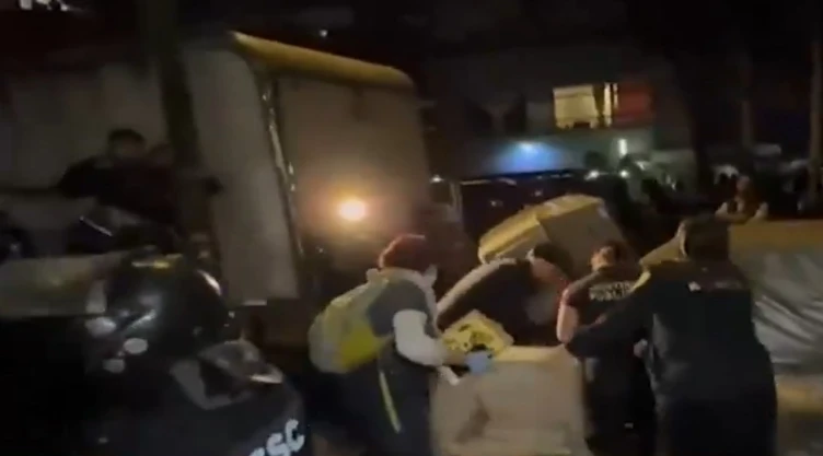 Mientras Usted Dormía: Albergue fue clausurado por maltrato animal; vecinos protestan en contra y realizan bloqueos| VIDEO
