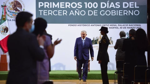 AMLO responde al TEPJF que no violó la Constitución por informe