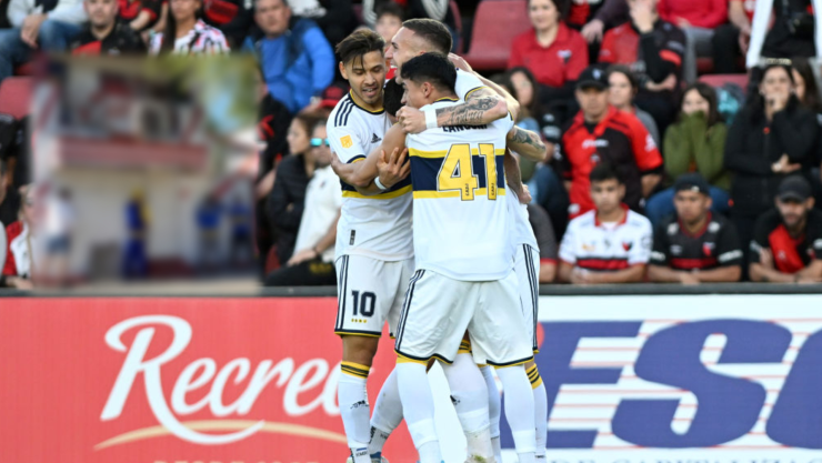 Jugadores de Boca Juniors celebrando un gol