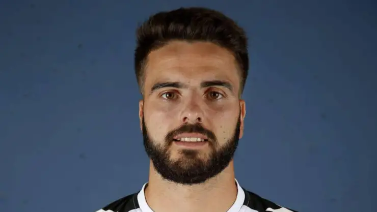 Futbolista Pelayo Novo.