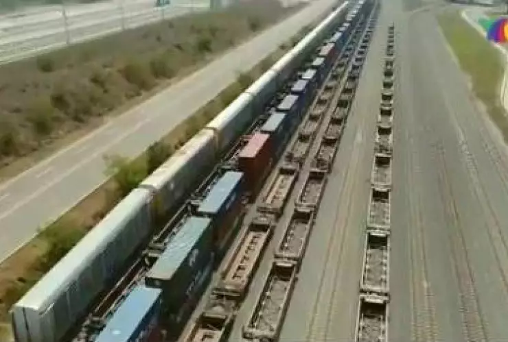 Coparmex y AMACARGA piden terminar bloqueo de vias en Michoacan