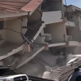 Terremoto-en-Panamá_-daños_-réplicas-y-alerta-de-tsunami-tras-el-sismo-de-magnitud-7.7.webp