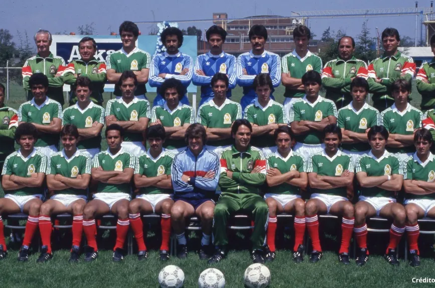 2 Uniformes seleccion mexicana mexico.jpg