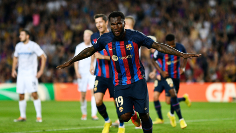 Franck Kessie anota el primer gol del Barcelona en Champions League