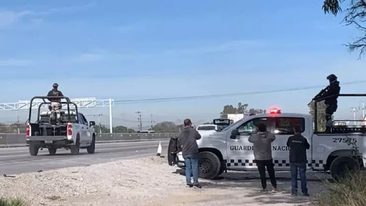 Encuentran 9 cuerpos cerca de la carretera México-Querétaro, en el municipio de San Juan del Río.