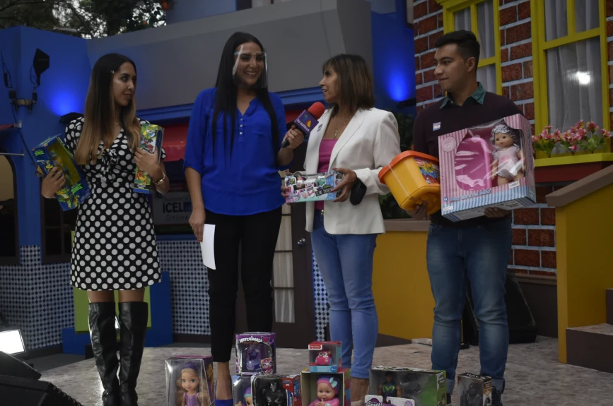 Agradecemos a cada una de estas empresas que han aportado un granito de arena para que este próximo 6 de enero generemos muchas sonrisas en niñas y niños de México.