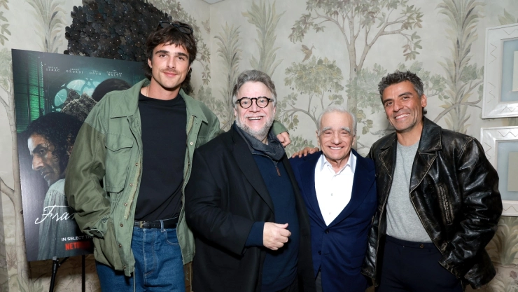 Martin Scorsese con el cast de Frankenstein de Guillermo del Toro