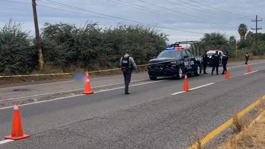 Hombre asesinado en la carretera al sur de Culiacán.jpg