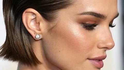 El look mojado es ideal para cortes bob o pixie