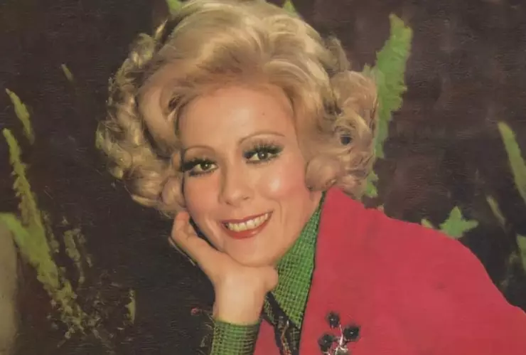 Silvia Pinal trayectoria política