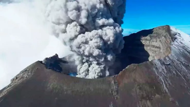 Una erupción del volcán Popocatépetl.