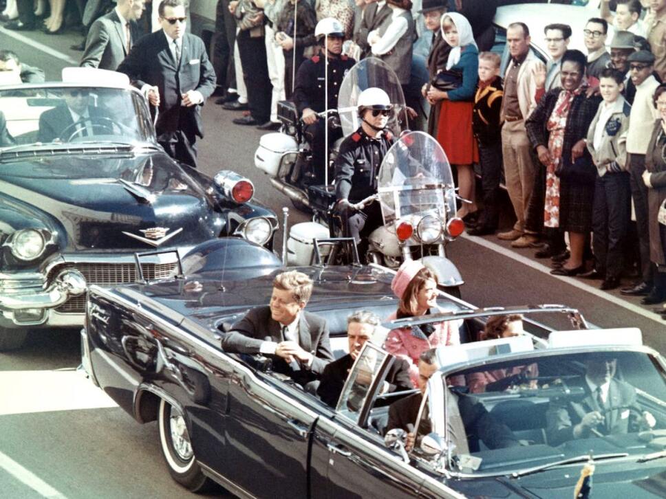 John F. Kennedy en Dallas, Texas, minutos antes de su asesinato