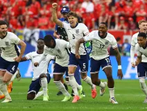 Inglaterra festeja su pase a semifinales