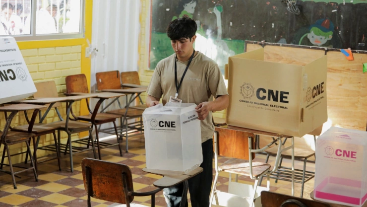 Casilla electoral en Honduras del 30 de noviembre de 2025.