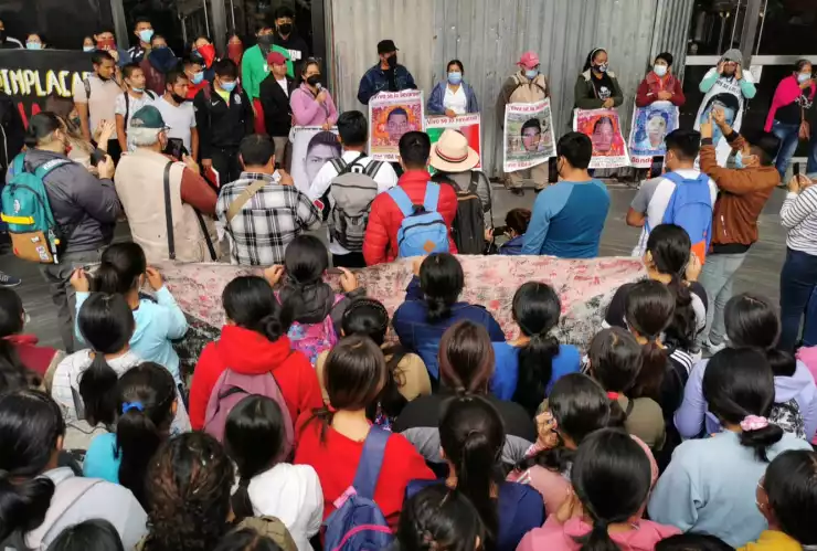 protesta ayotzinapa.jpeg