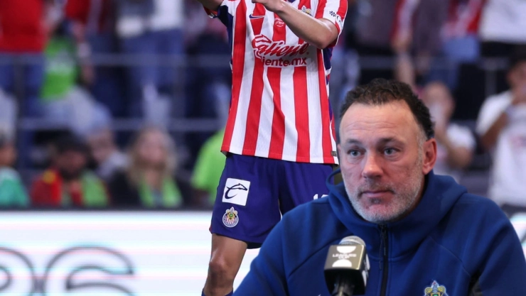 El futbolista que Gabriel Milito casi nunca utiliza y podría ser la solución a las lesiones en Chivas