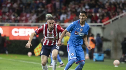 ¡Dura rivalidad! Así han sido los últimos duelos entre Chivas y Cruz Azul